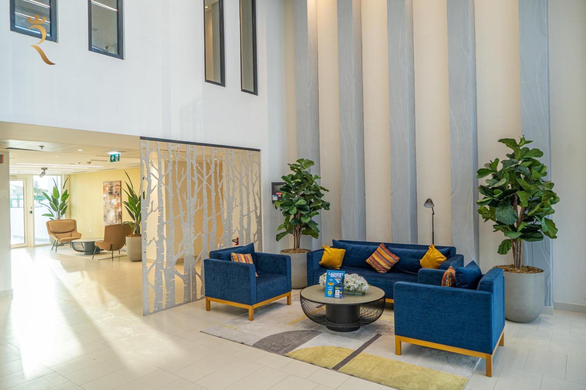 Cowboy Charm 1br On Yas Island Abu Dhabi