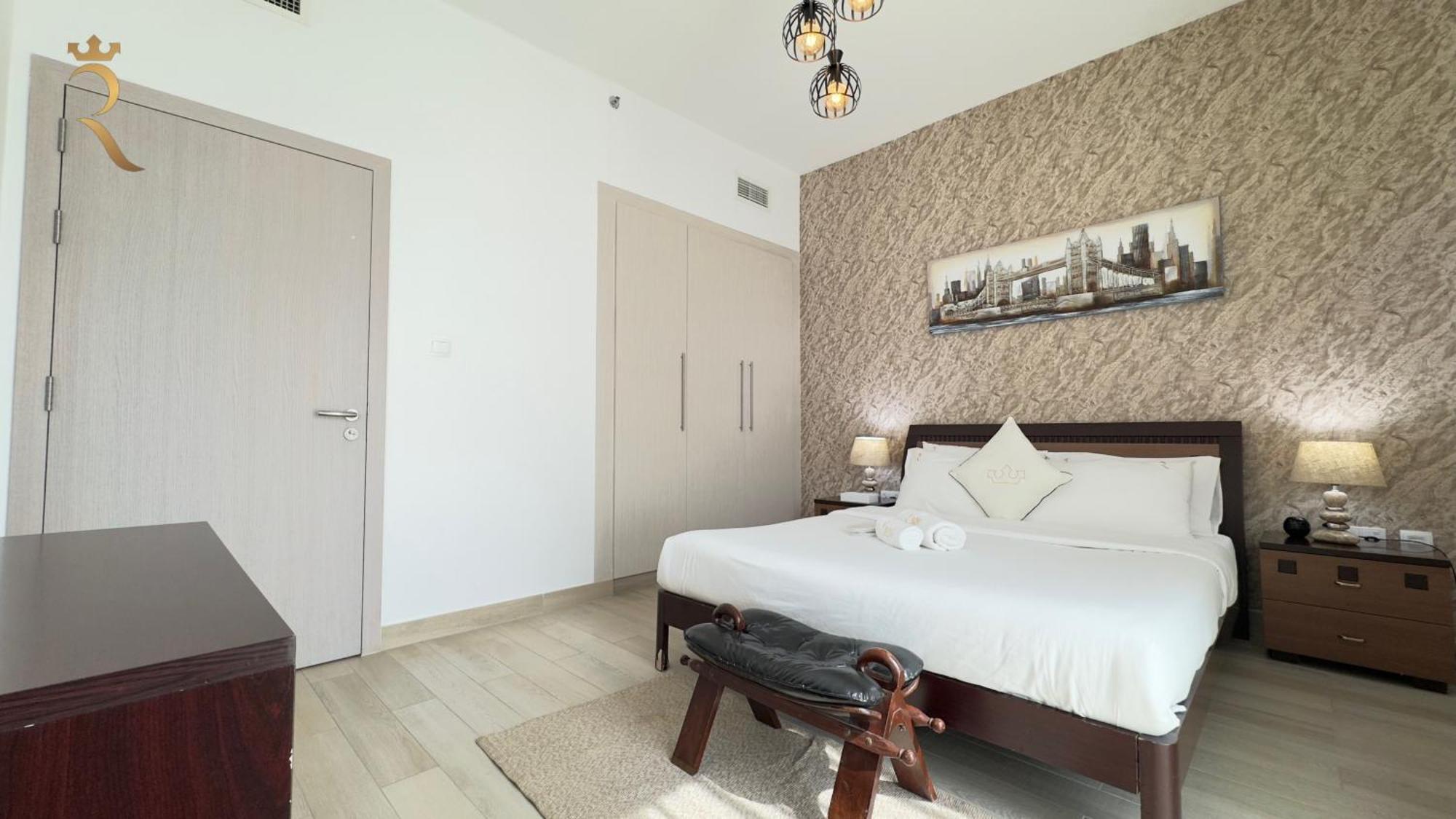 Cowboy Charm 1br On Yas Island Apartment *